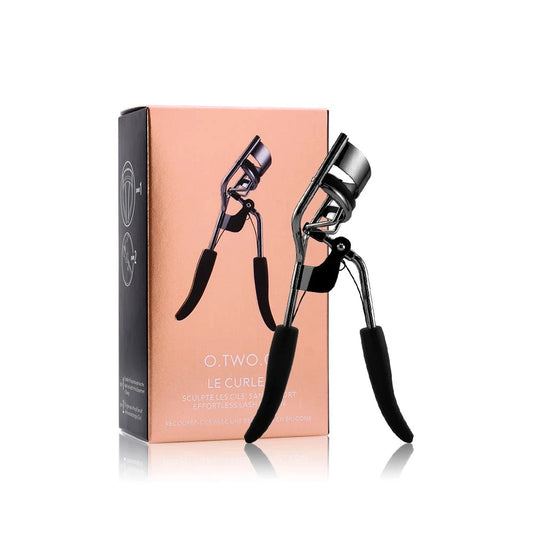 O.TWO.O Eyelash Curler