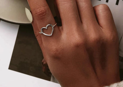 Simple Minimalist Heart Finger Rings