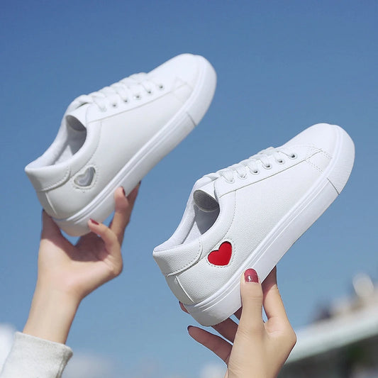 White Sneakers W