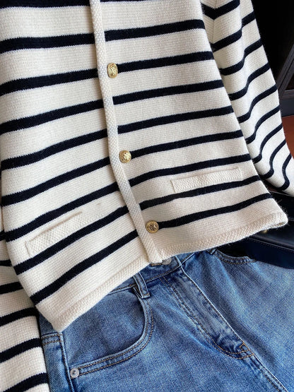 Sweaters O-neck Stripe Knitted