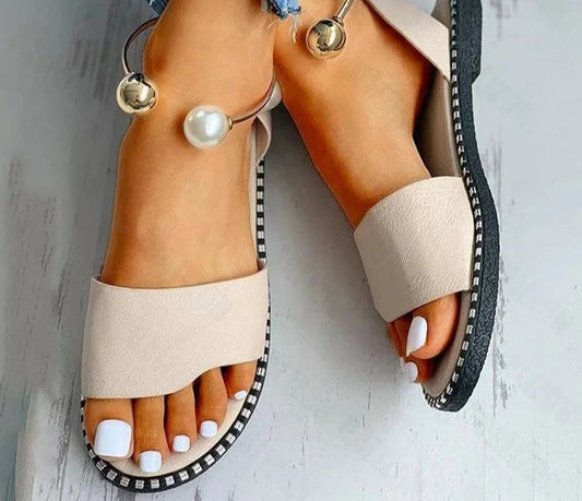 Beaded Pearly Sandals