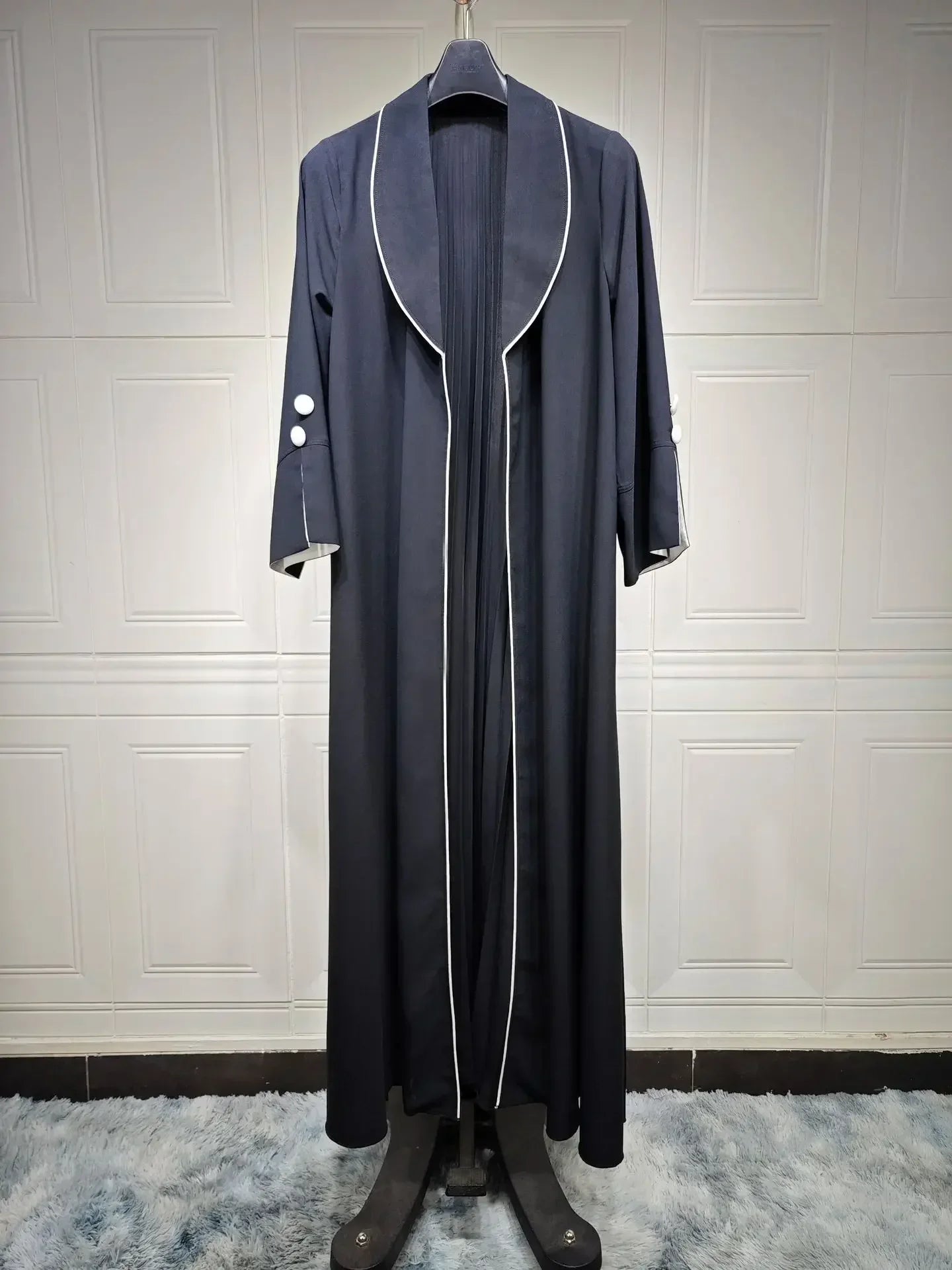 Abaya pleated