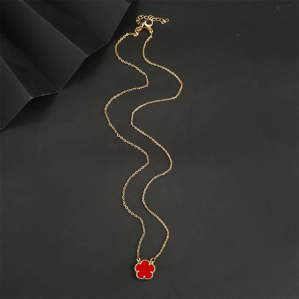 Necklace Five-leaf Flower Stone